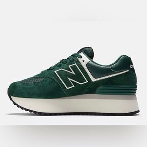 New Balance Women's Green Sneakers